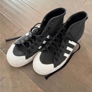 Adidas Nizza Platform Sneakers Black Men’s 6/Women’s 7.5